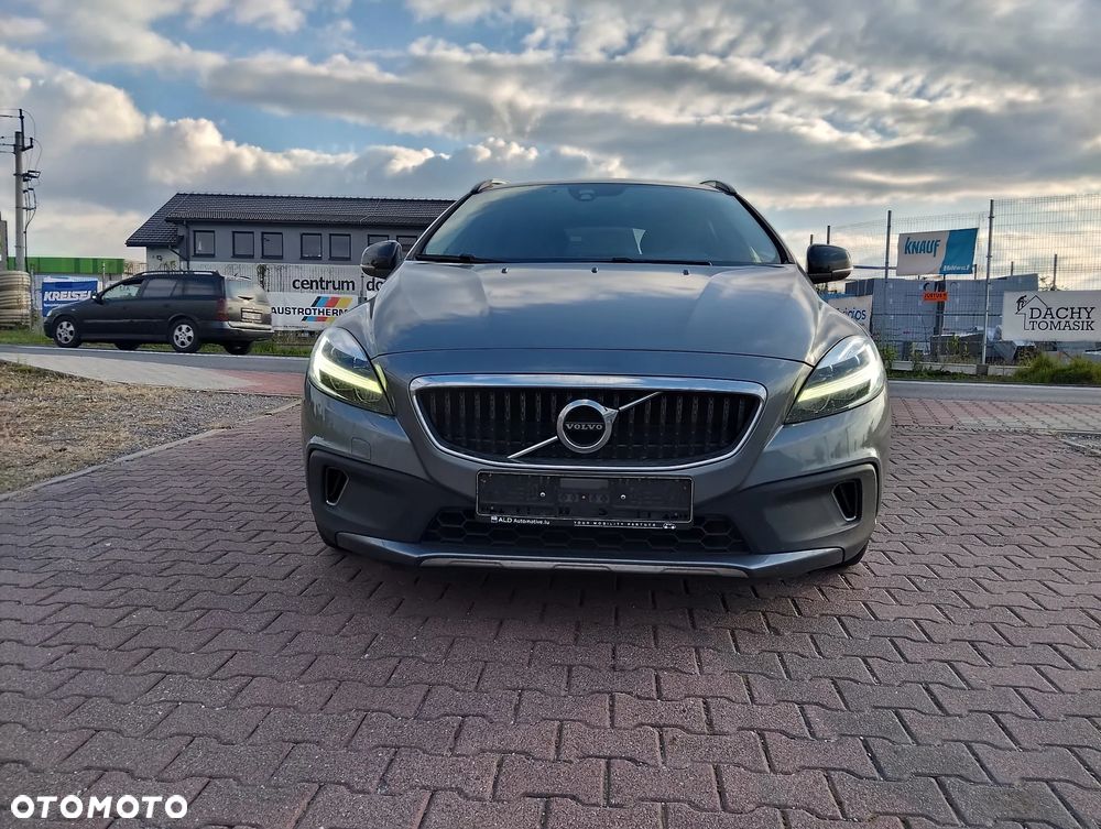 Volvo V40 Cross Country D2 Drive-E SCR Momentum - 3
