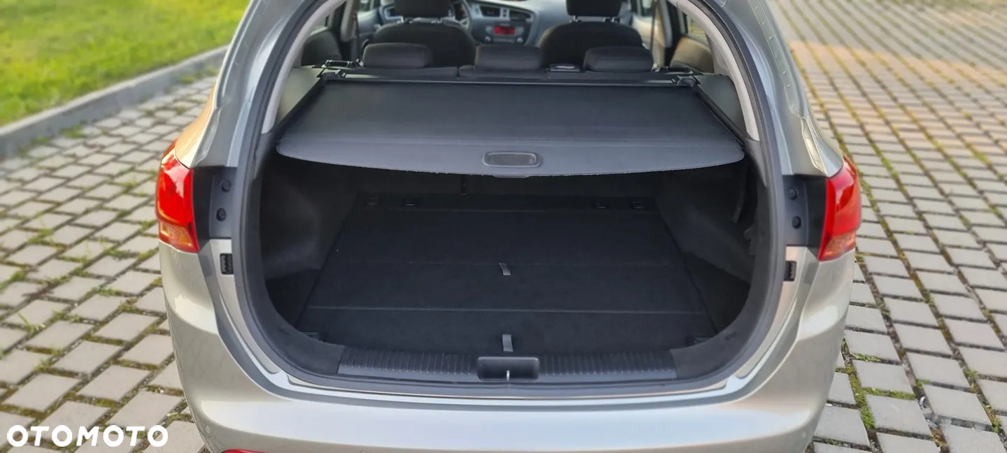 Kia Ceed Cee'd 1.6 GDI Business Line - 25