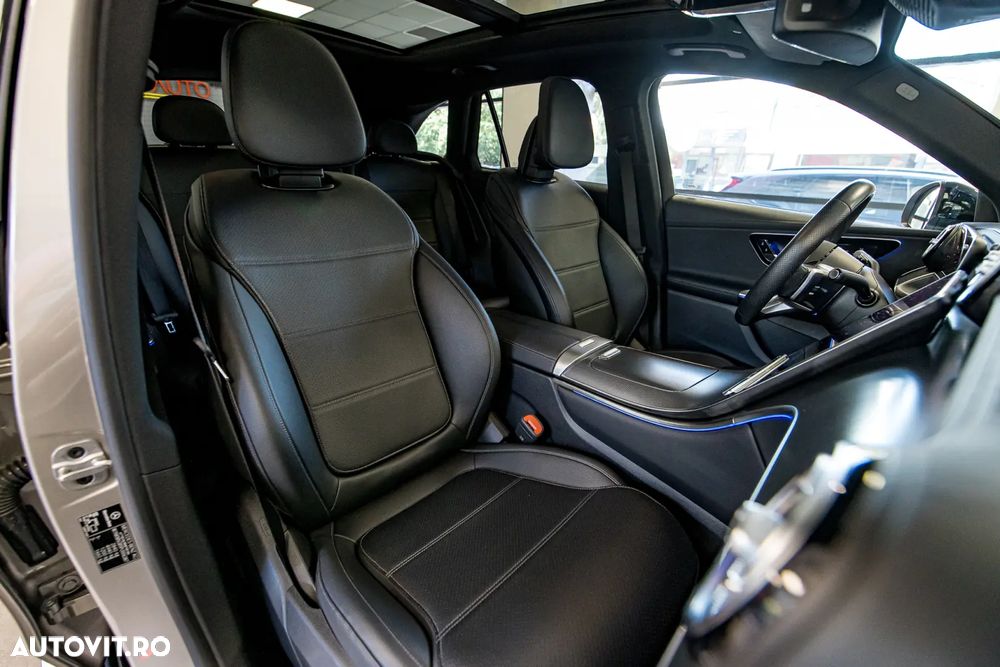 Mercedes-Benz GLC 300 e 4MATIC - 24