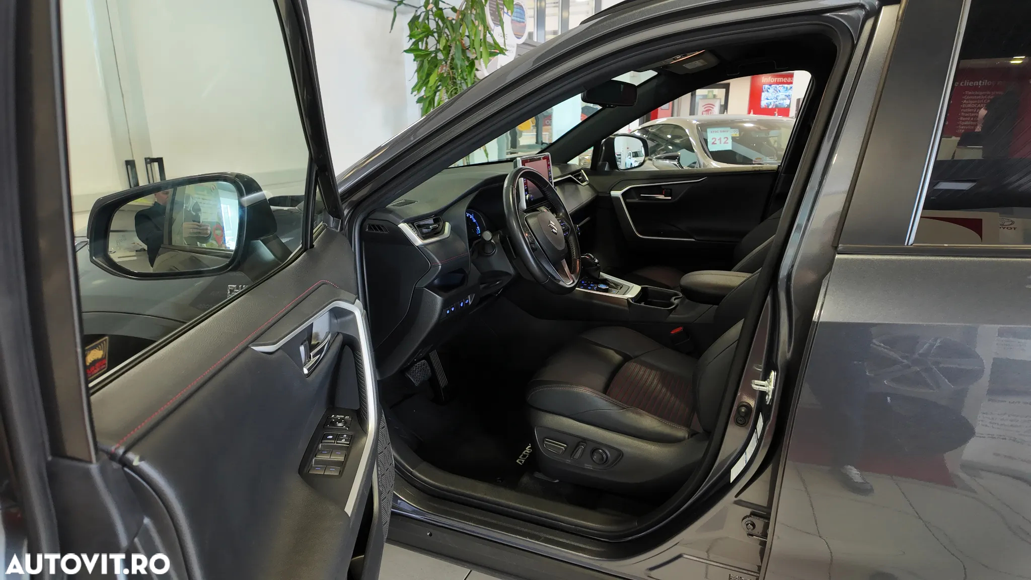 Suzuki Across PLUG-IN HYBRID - 11