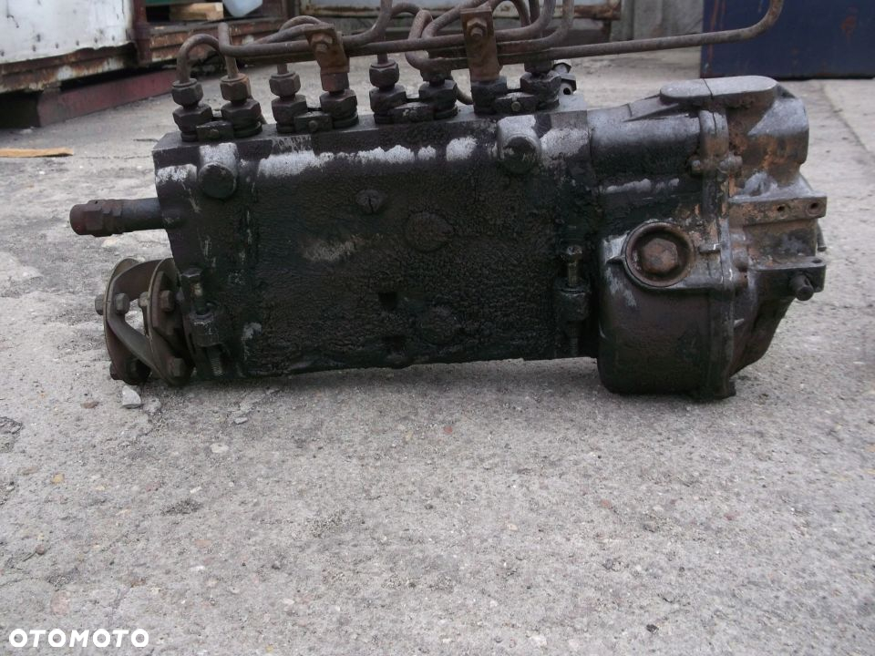 Pompa wtryskowa IVECO MAGIRUS V8 DEUTZ - 6