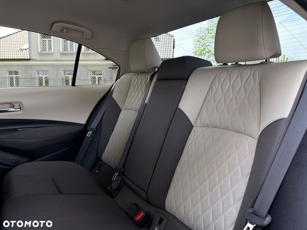 Toyota Corolla 1.8 Hybrid Comfort - 30