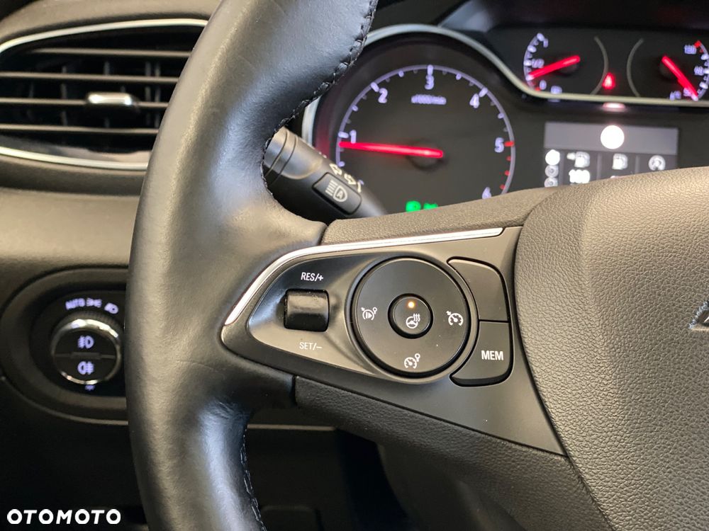 Opel Grandland X 1.6 CDTI Ultimate S&S - 26