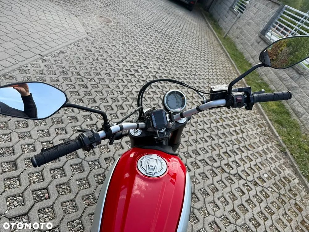 Ducati Scrambler - 12