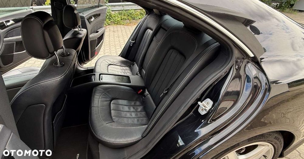 Mercedes-Benz CLS - 16