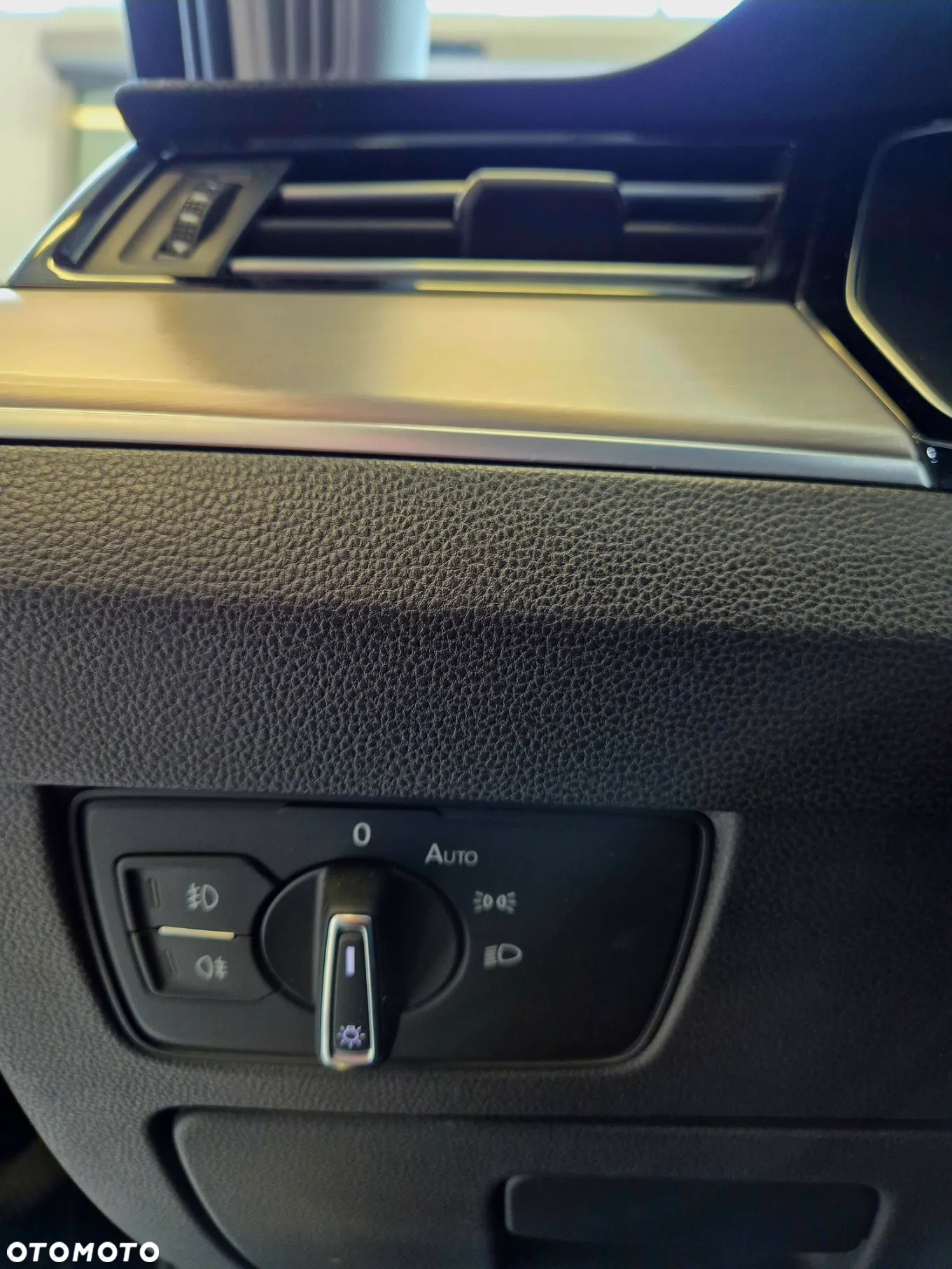Volkswagen Passat 2.0 TSI Elegance DSG - 26