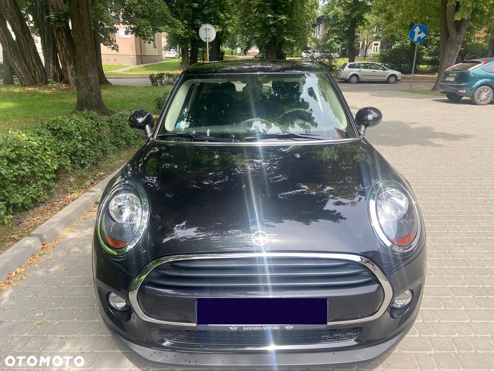 MINI Cooper Standard - 1