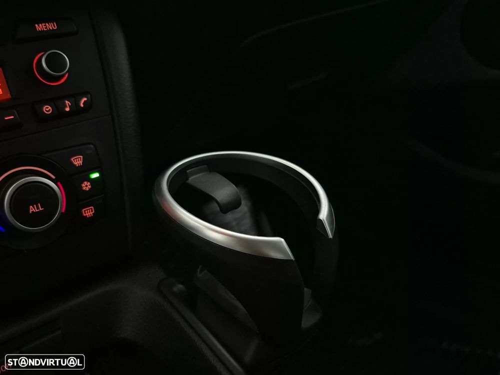 BMW X1 18 d sDrive - 21