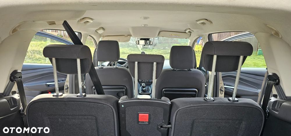 Ford Grand C-MAX - 16