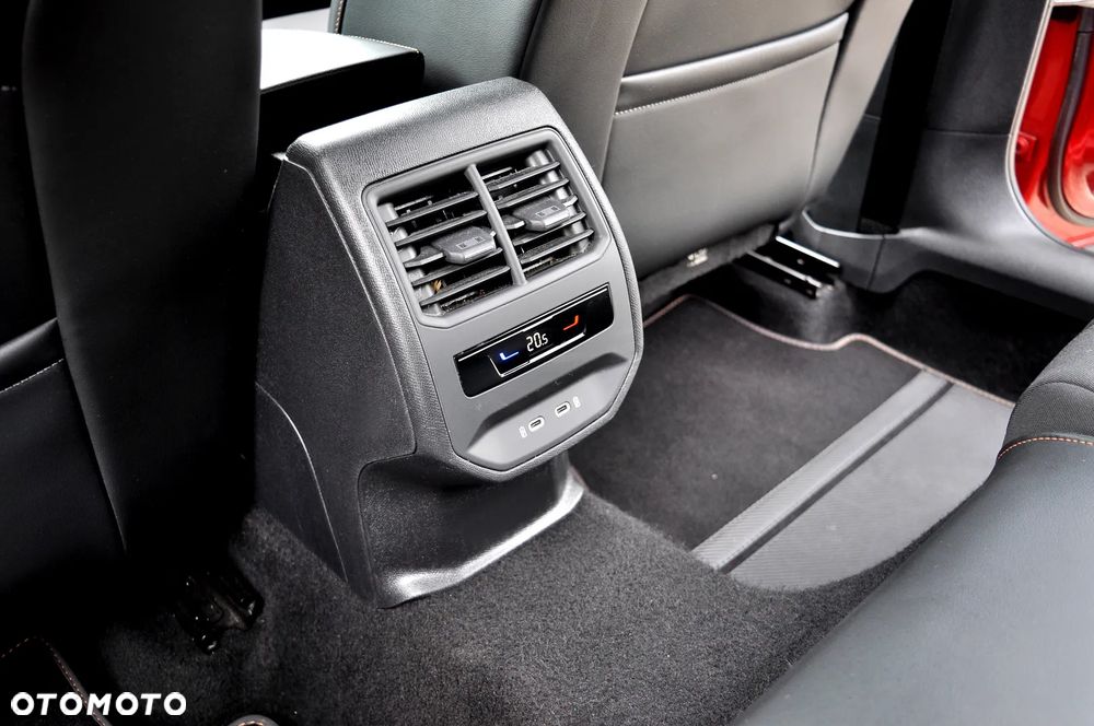 Cupra Formentor 1.5 TSI DSG - 34