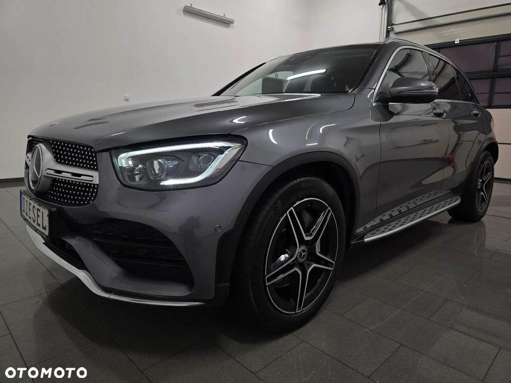 Mercedes-Benz GLC 220 d 4Matic 9G-TRONIC AMG Line Plus - 2