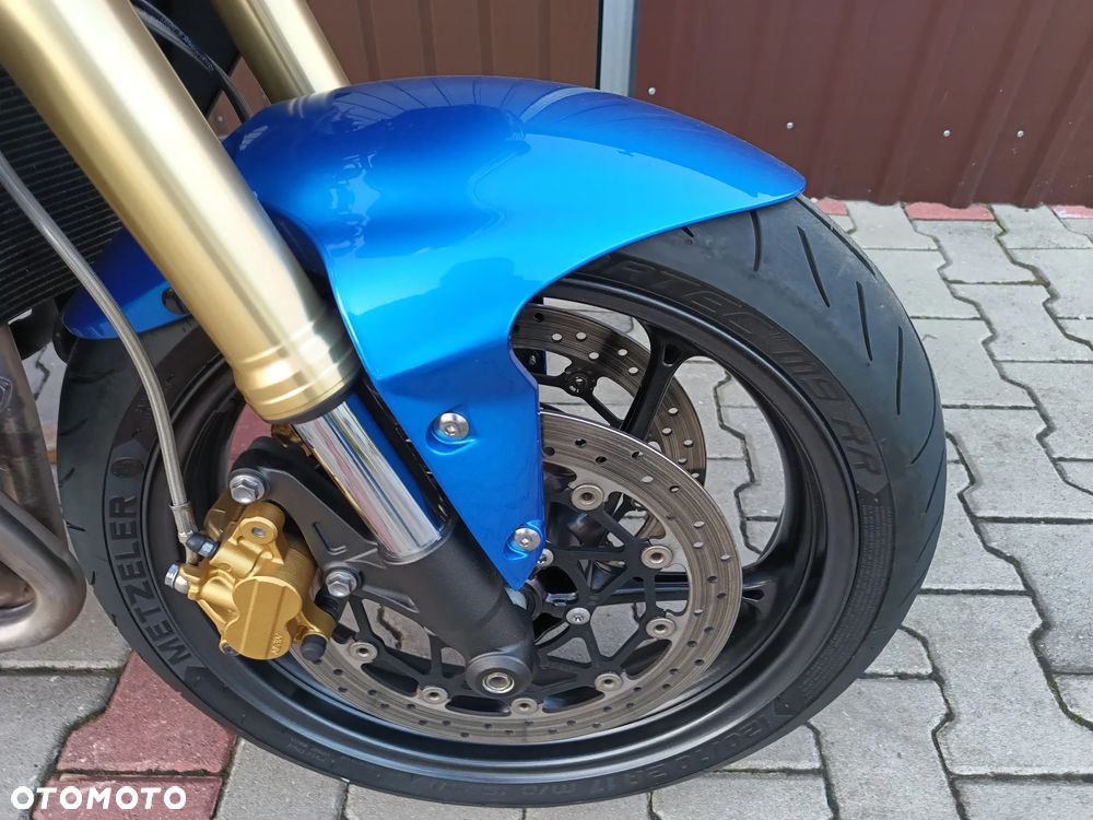 Triumph Street Triple - 13