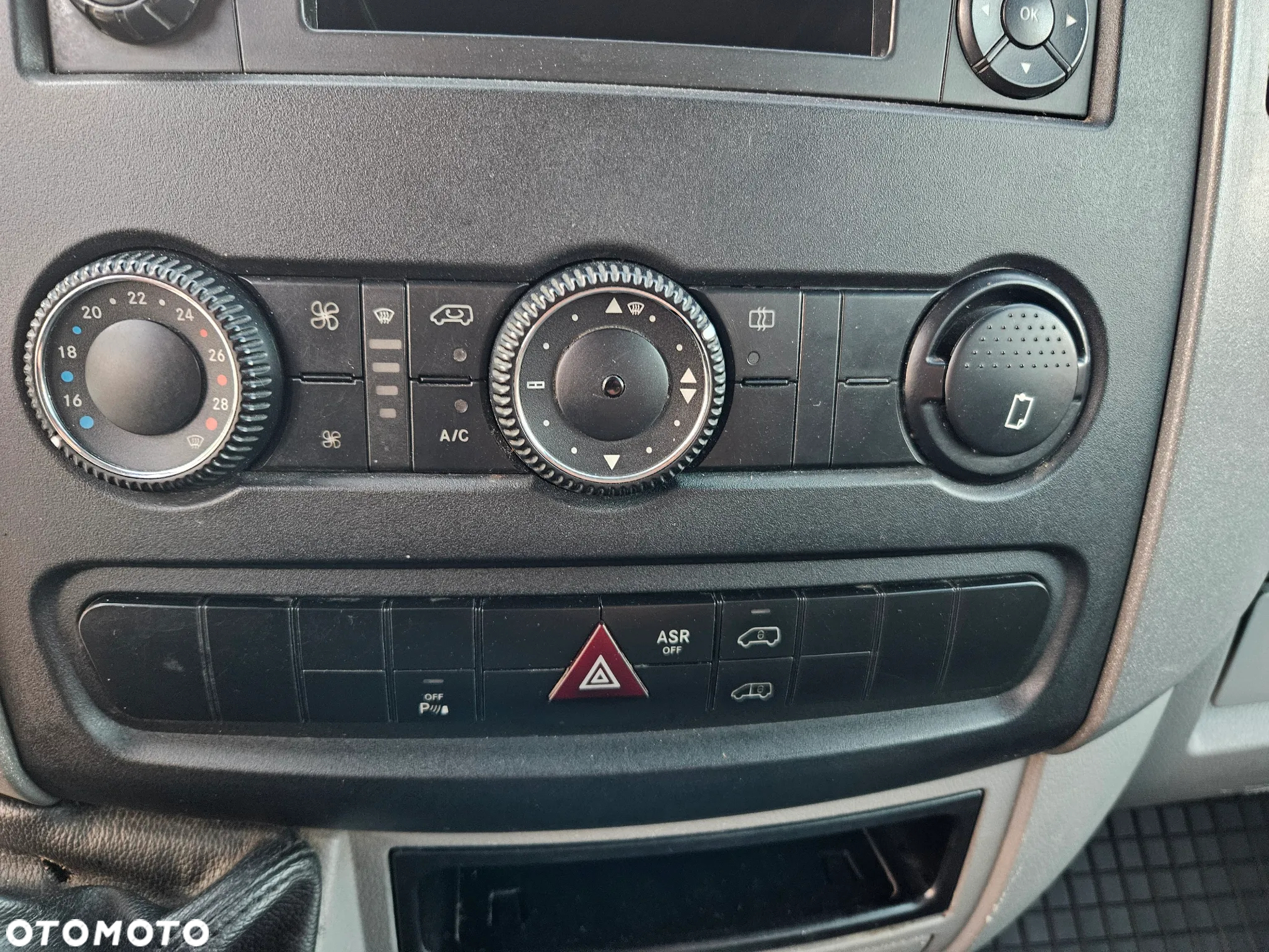 Mercedes-Benz Sprinter*BRYGADÓWKA 7 Miejsc* - 13