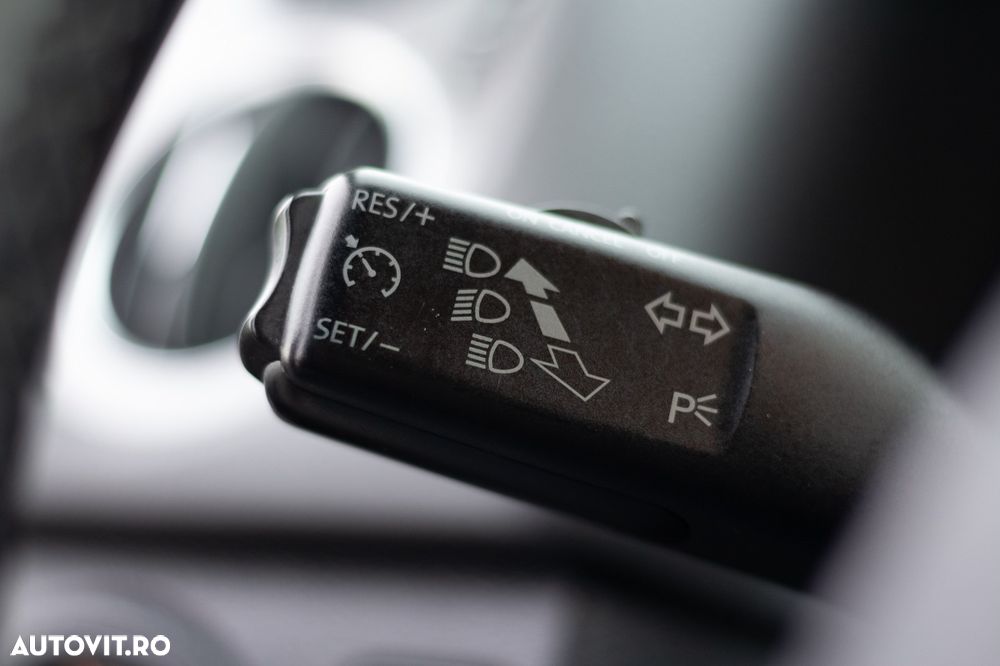 Volkswagen Tiguan 2.0 TDI DPF 4Motion Sport & Style - 18