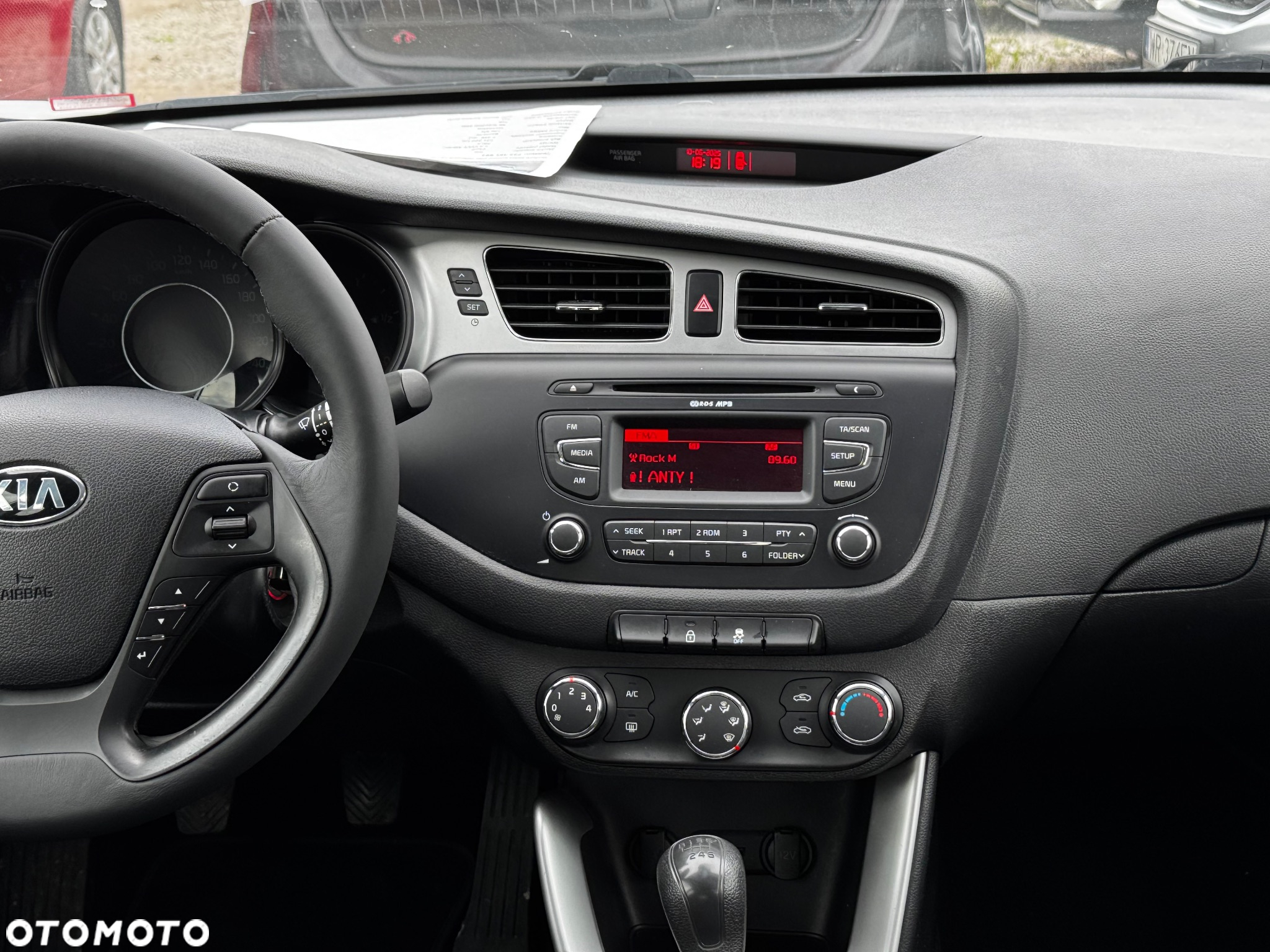 Kia Ceed 1.4 CVVT Attract - 25