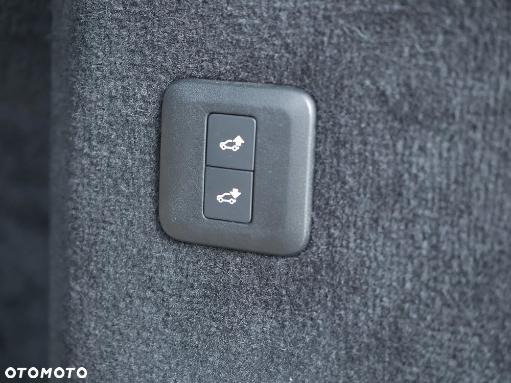 Land Rover Range Rover Sport S 5.0 V8 S/C HSE Dynamic Stealth - 38