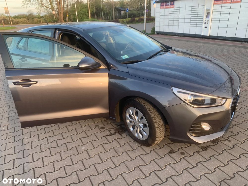 Hyundai i30 1.4 Classic + - 4