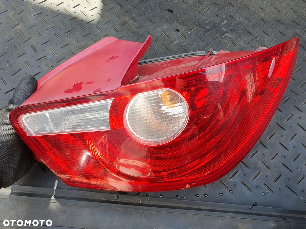 SEAT IBIZA IV LAMPA PRAWA TYLNA PRAWY TYŁ ORYGINAŁ 89392906 6J3945096D 89319501