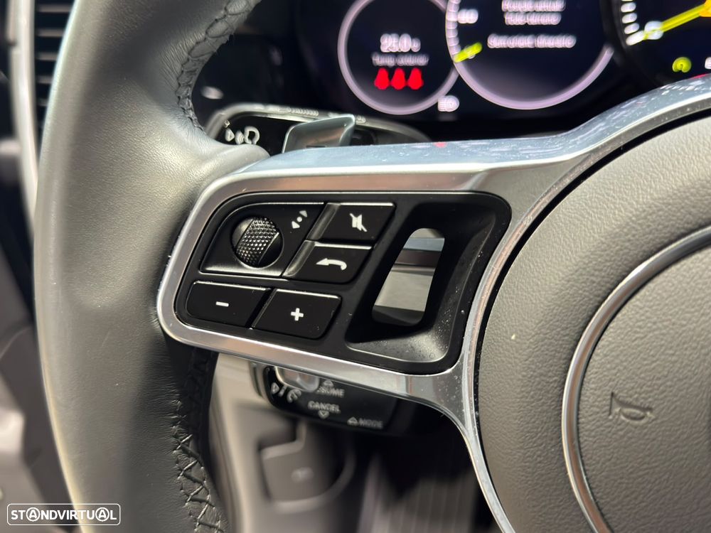 Porsche Cayenne E-Hybrid Platinum Edition - 30