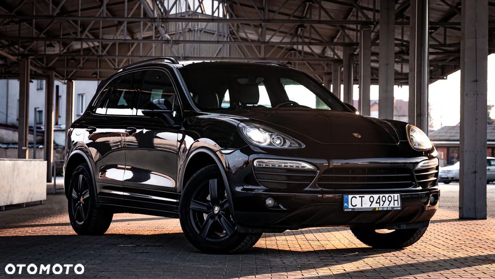 Porsche Cayenne - 1