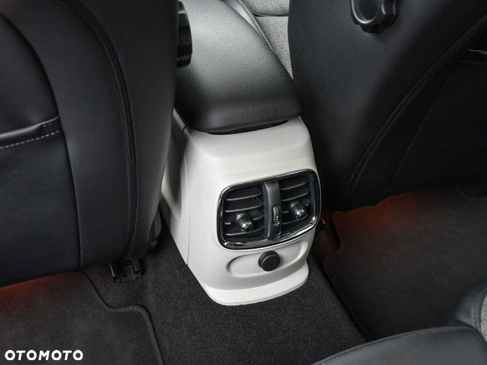 MINI Clubman Cooper - 18