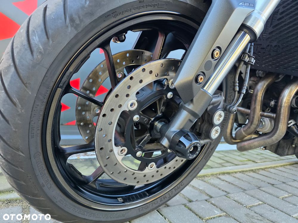 Yamaha MT - 15
