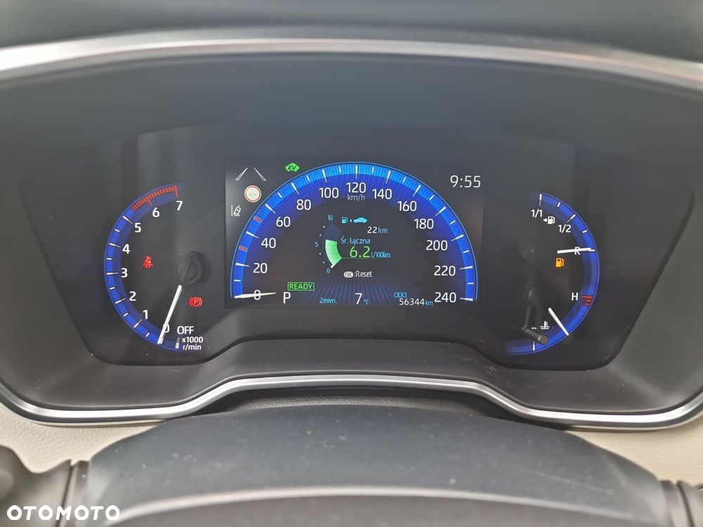 Toyota Corolla 1.8 Hybrid Comfort - 23