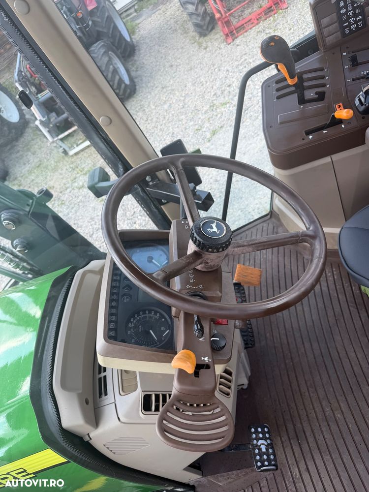 John Deere 6520 - 6
