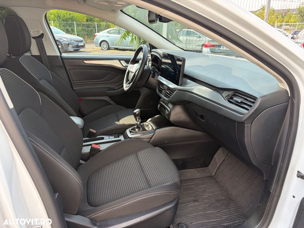 Ford Focus 1.0 EcoBoost MHEV Connected - 31