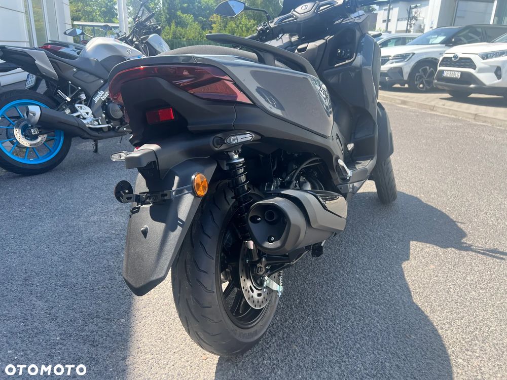 Yamaha Tricity - 6