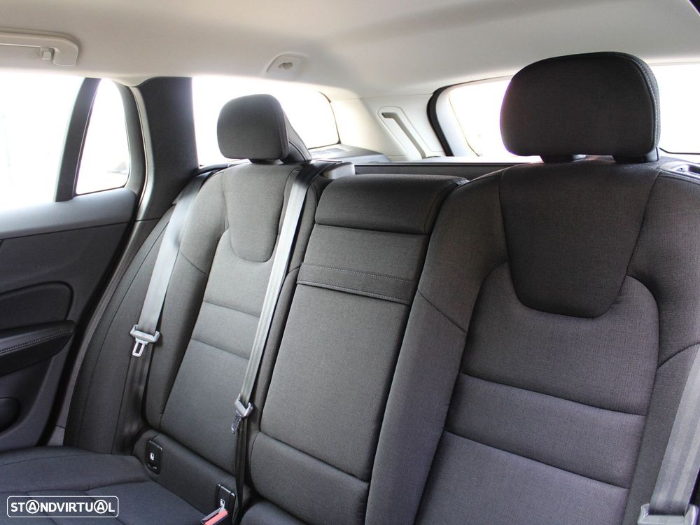 Volvo V60 2.0 D3 - 40