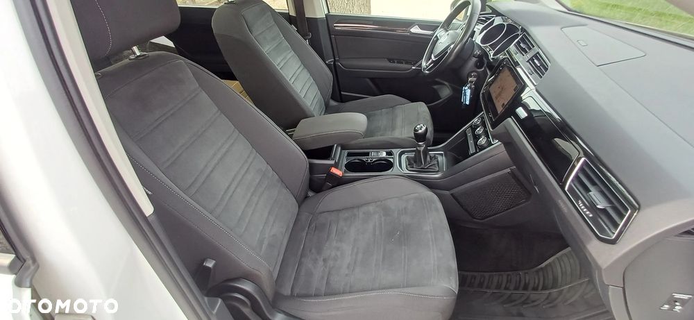 Volkswagen Touran 1.6 TDI BMT SCR Comfortline - 9