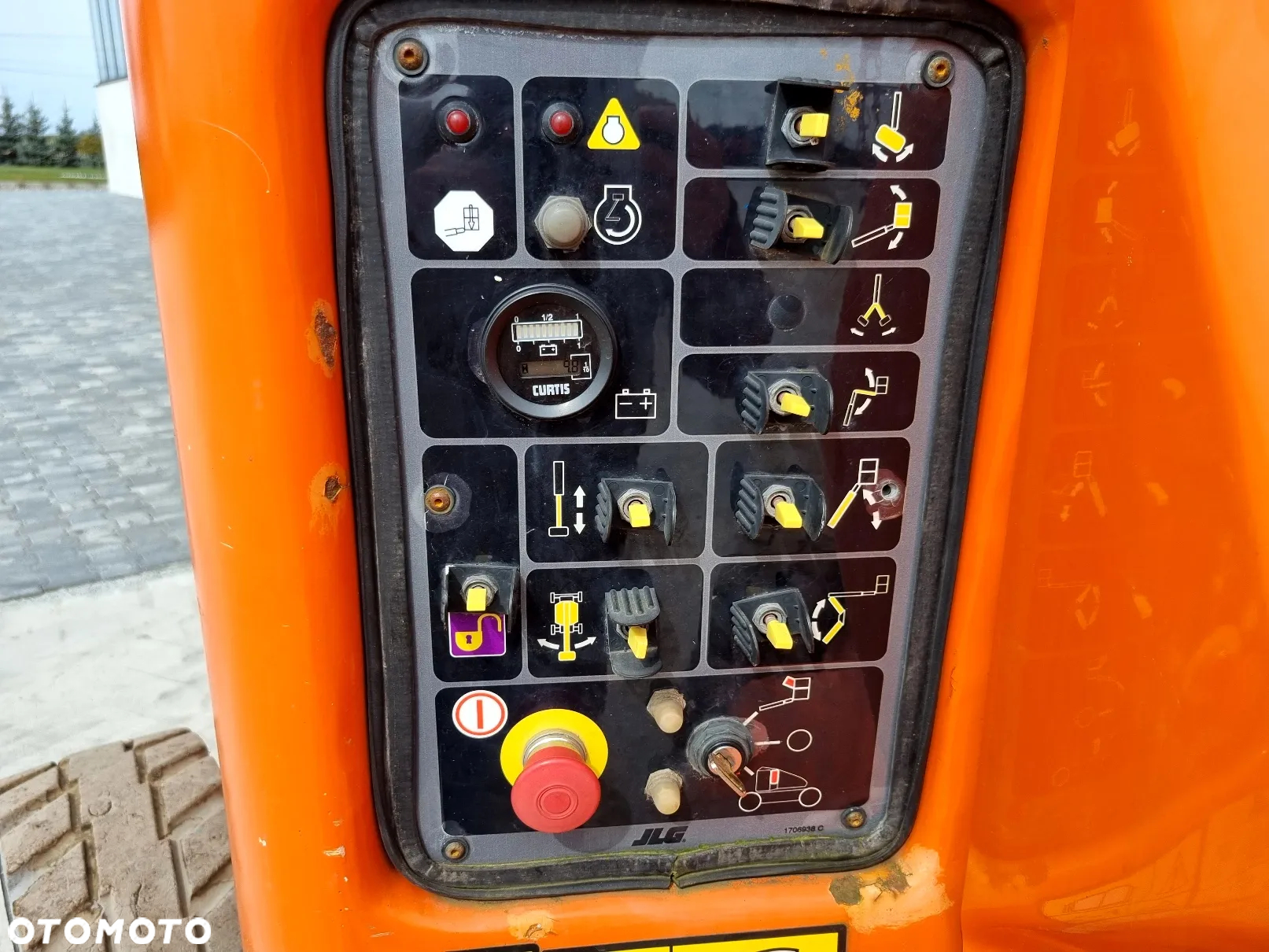 JLG M450AJ - M423 - 11