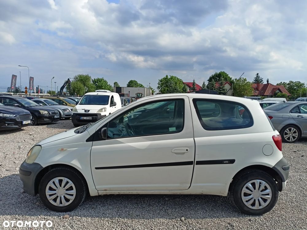 Toyota Yaris - 2
