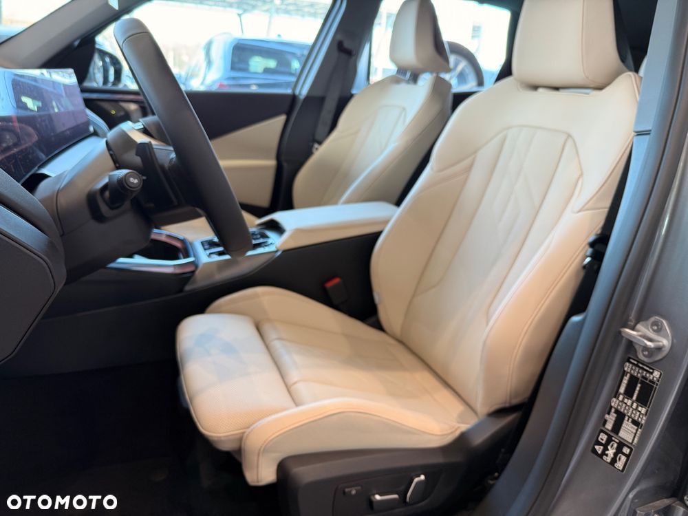 BMW X3 20 xDrive - 11