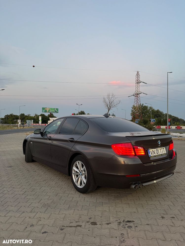 BMW Seria 5 520d Aut. - 4