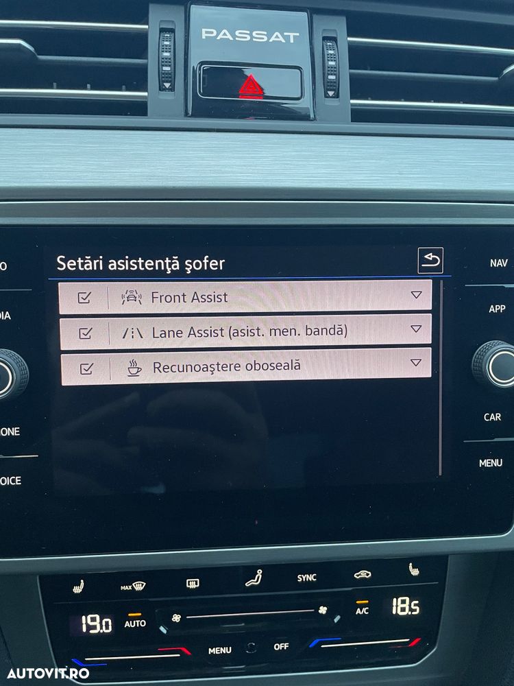 Volkswagen Passat 2.0 TDI DSG Comfortline - 16