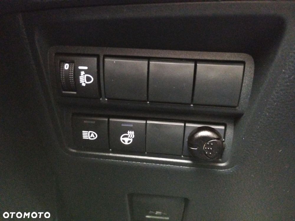 Toyota Yaris Hybrid 1.5 Style - 22