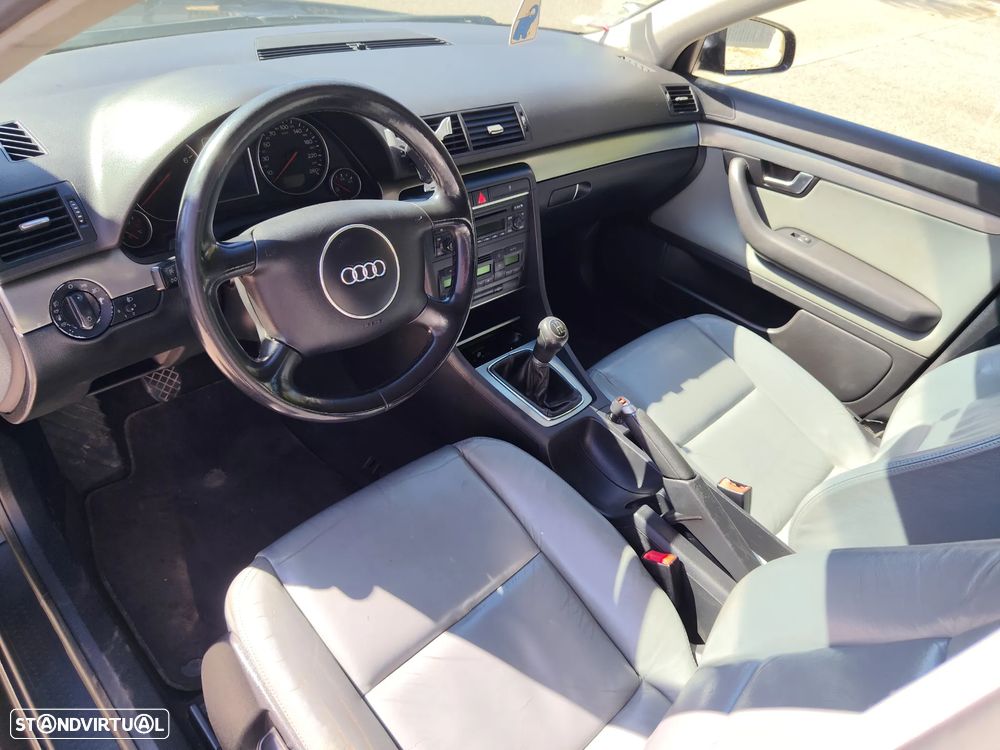 Audi A4 Avant 1.6 Exclusive - 6