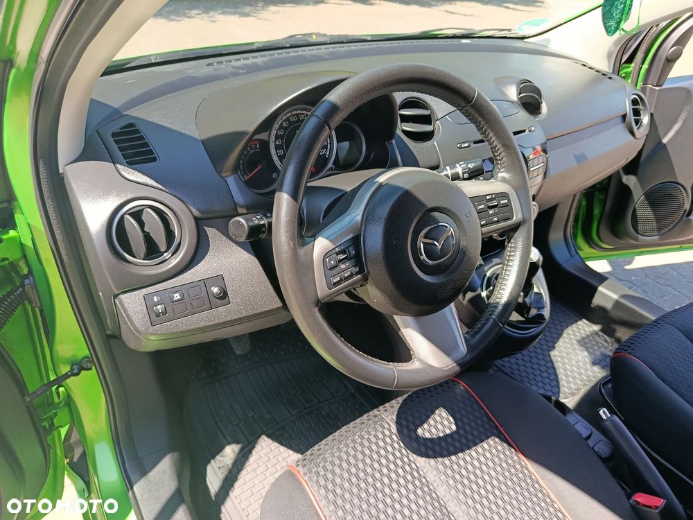 Mazda 2 - 12