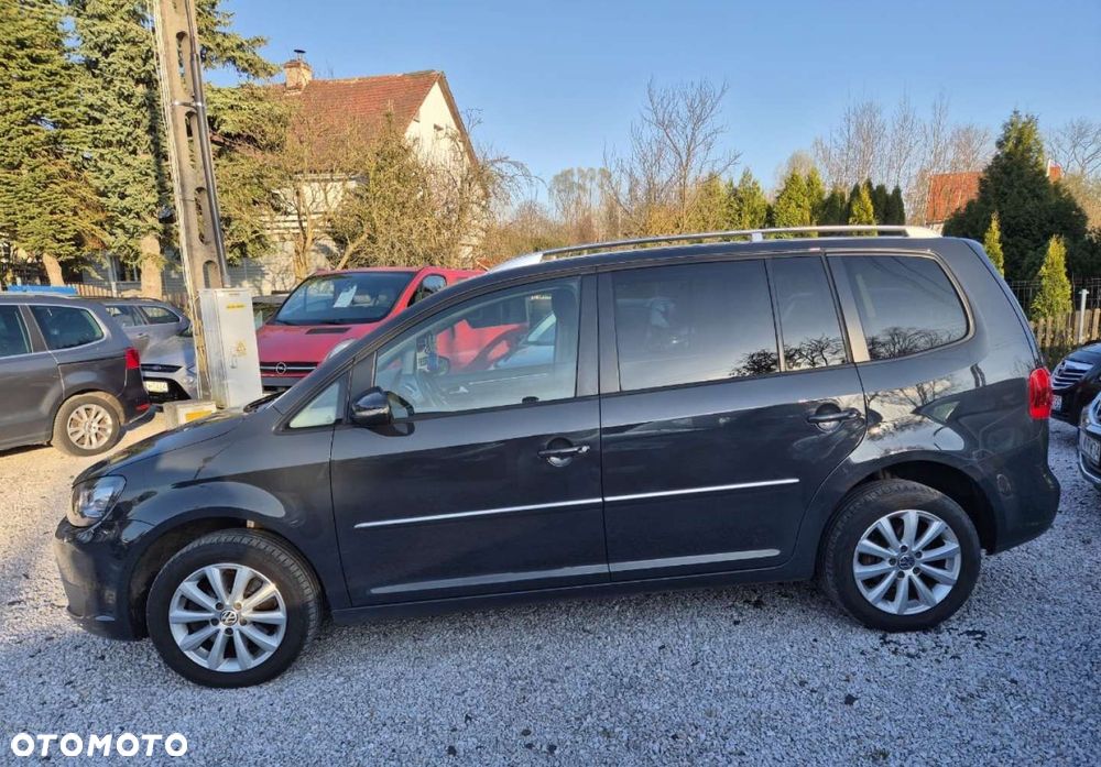 Volkswagen Touran - 6