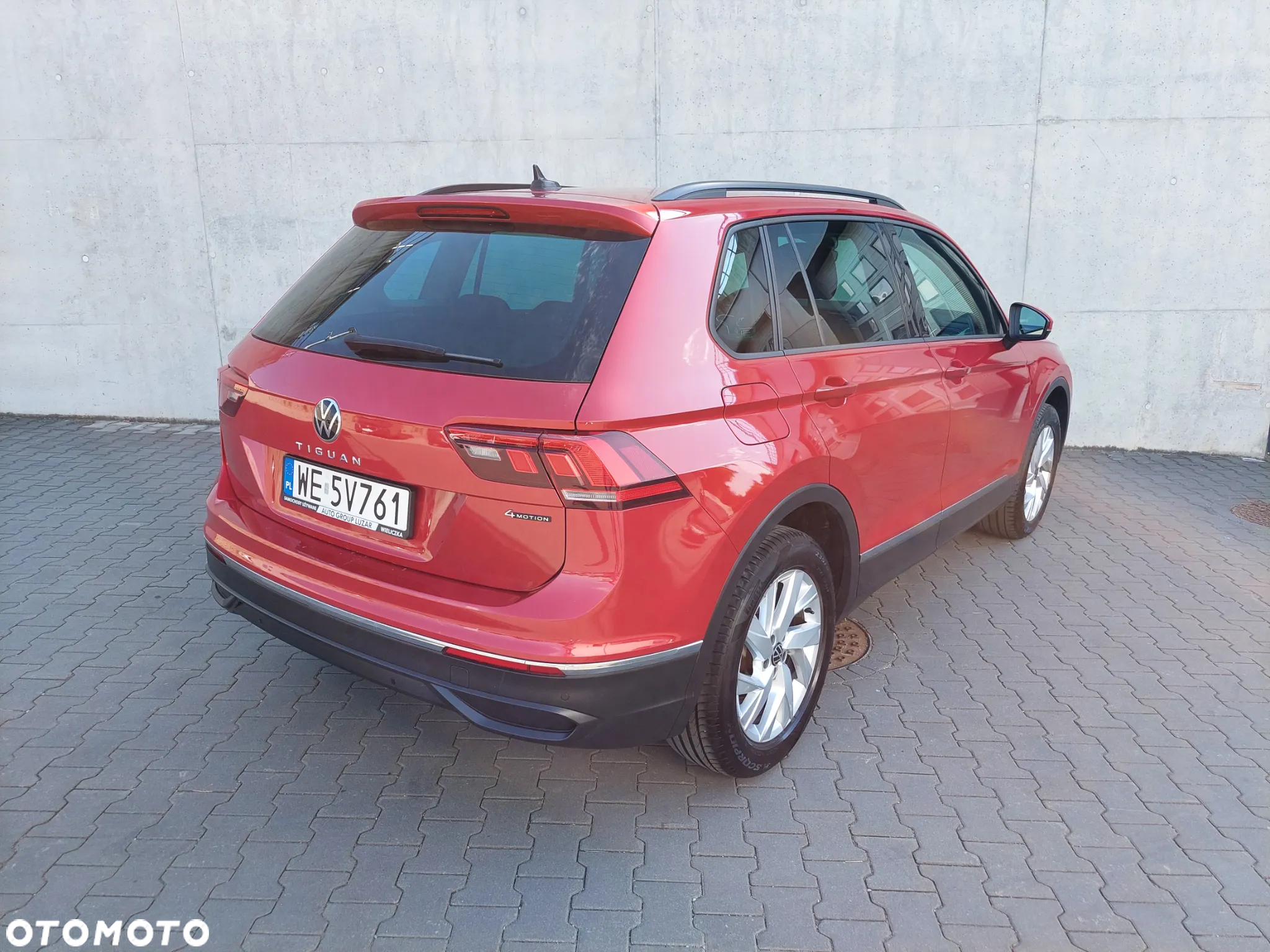 Volkswagen Tiguan 2.0 TSI 4Mot Life DSG - 4