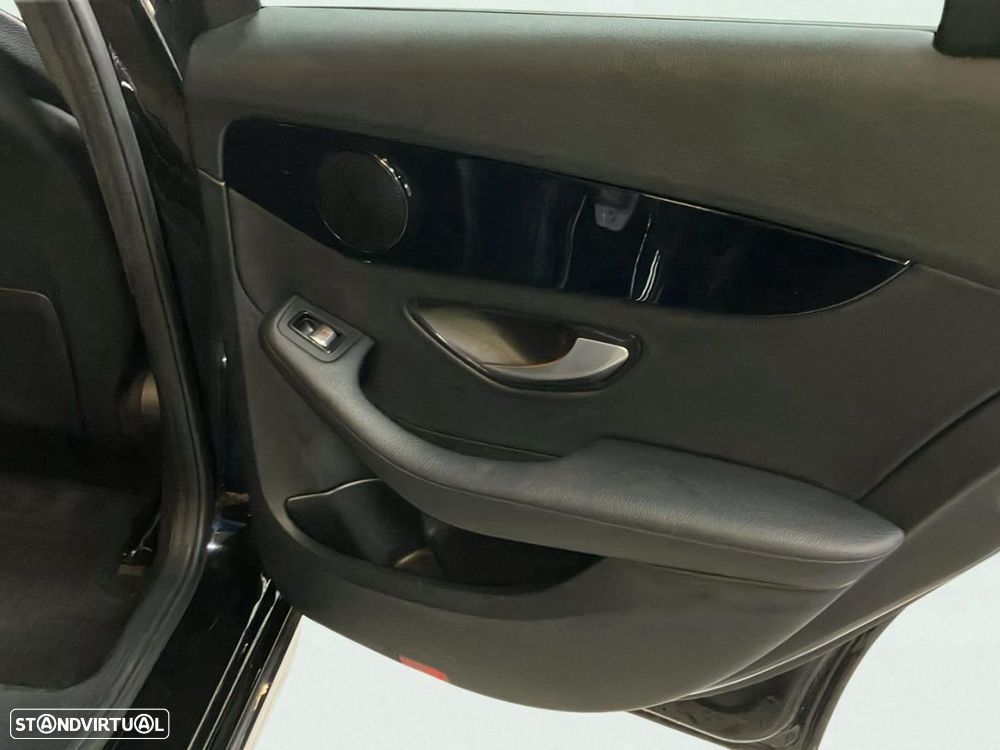 Mercedes-Benz C 300 - 24