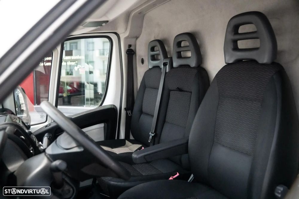 Citroën Jumper 2.0 BlueHDi 35 L2H2 - 22