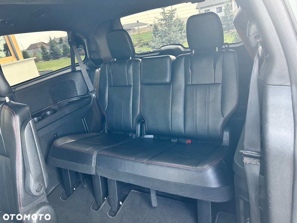 Dodge Grand Caravan 3.6 R/T - 13