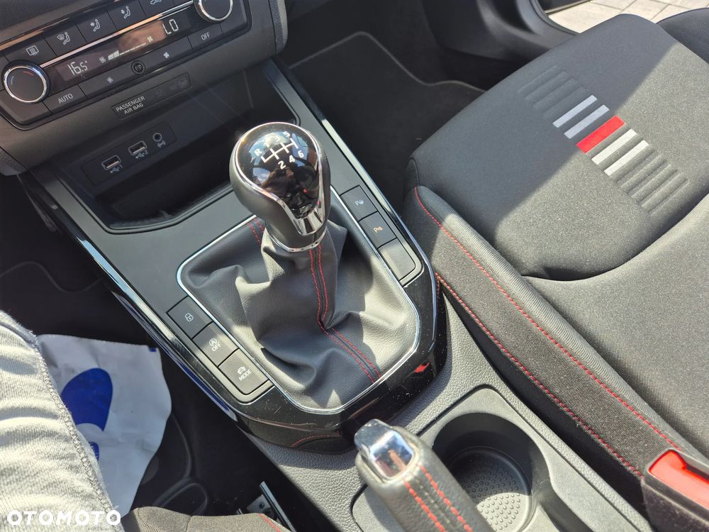 Seat Arona 1.5 TSI OPF FR - 18