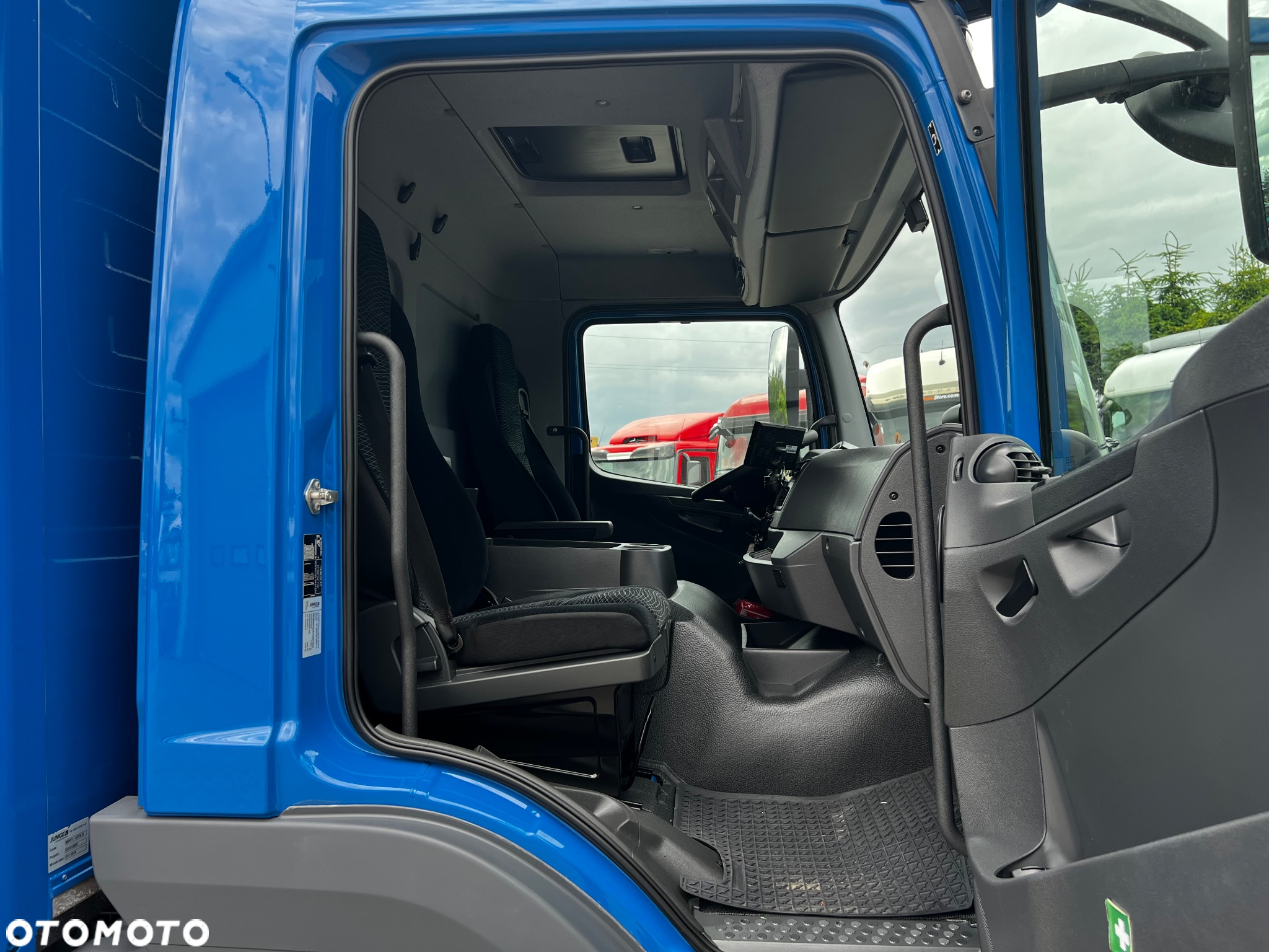 Mercedes-Benz ATEGO - 31