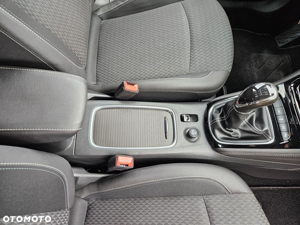 Opel Astra 1.4 Turbo Start/Stop Ultimate - 23
