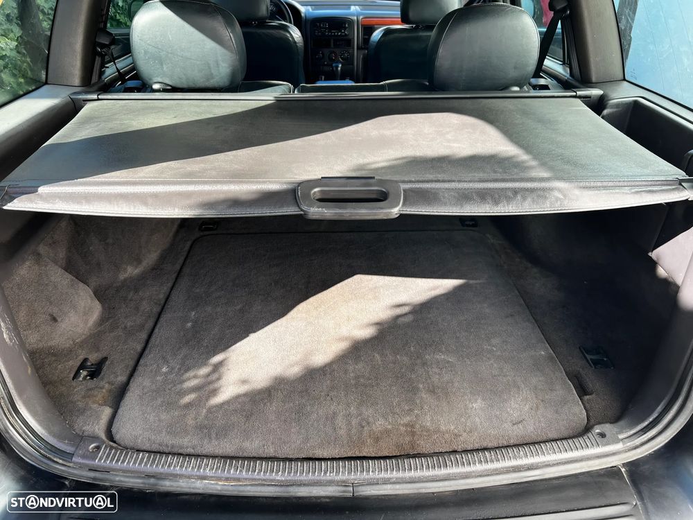 Jeep Grand Cherokee 3.1 TD Laredo - 15