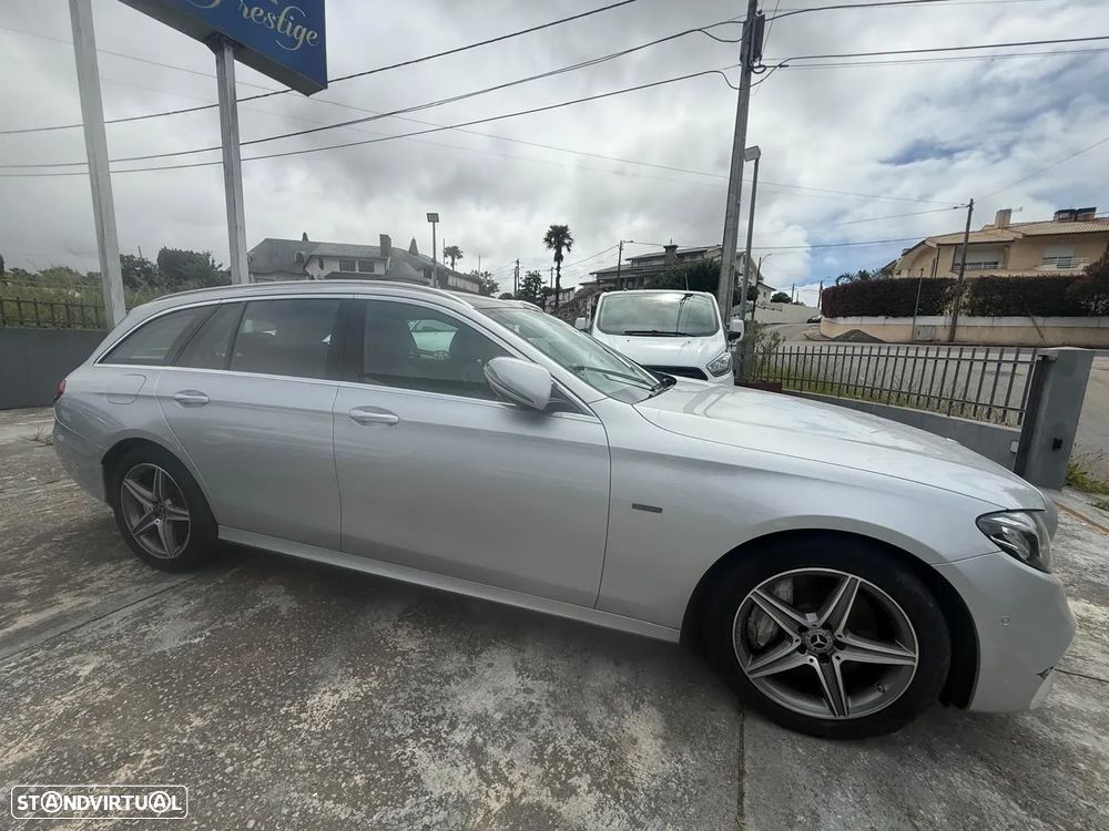 Mercedes-Benz E 300 de AMG Line - 4